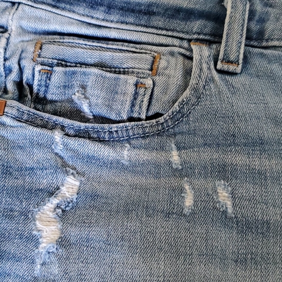 Pilcro and the Letterpress Jean shorts - Picture 4 of 10